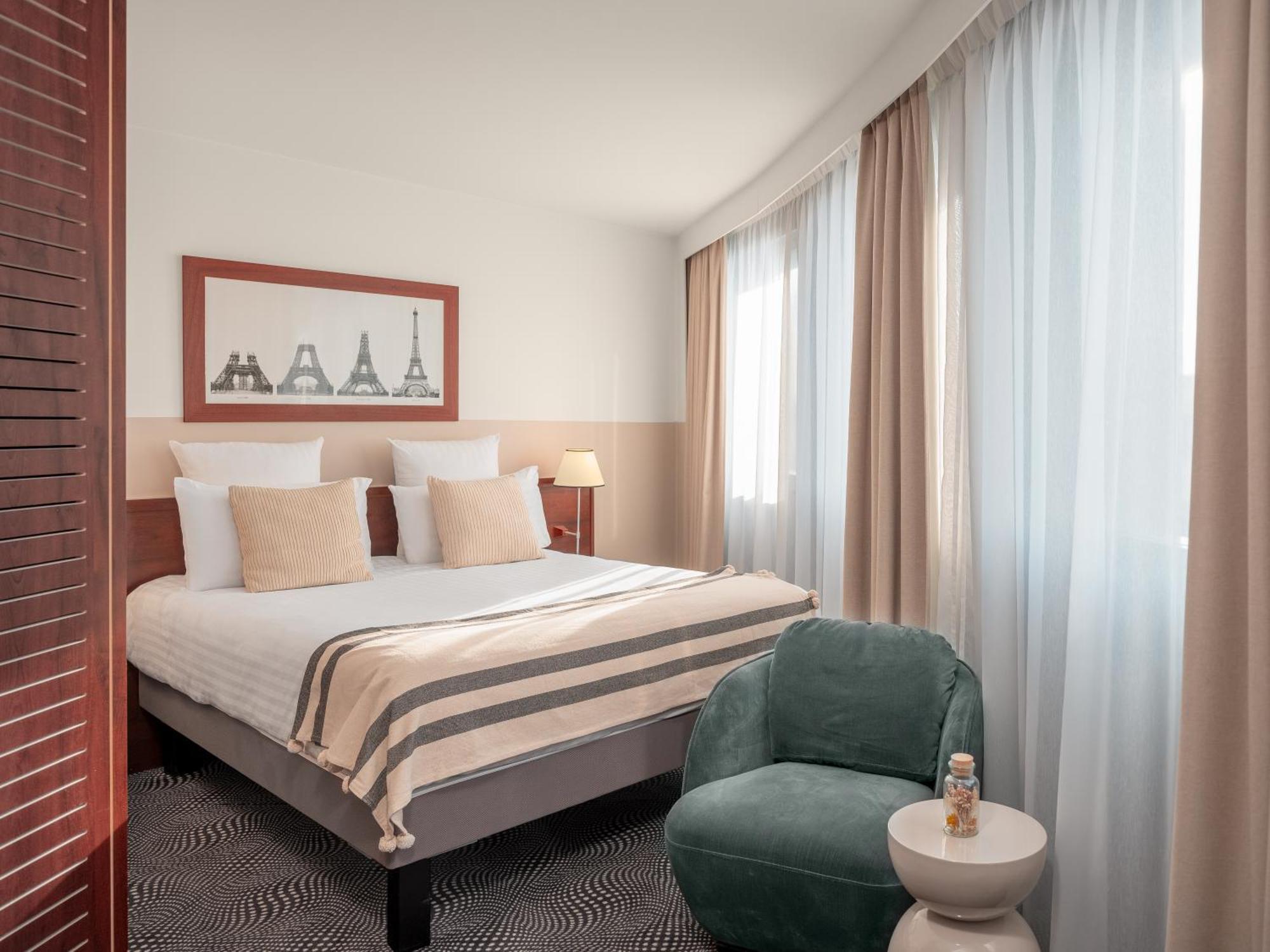 Mercure Gare Montparnasse Tgv Hotel Parijs